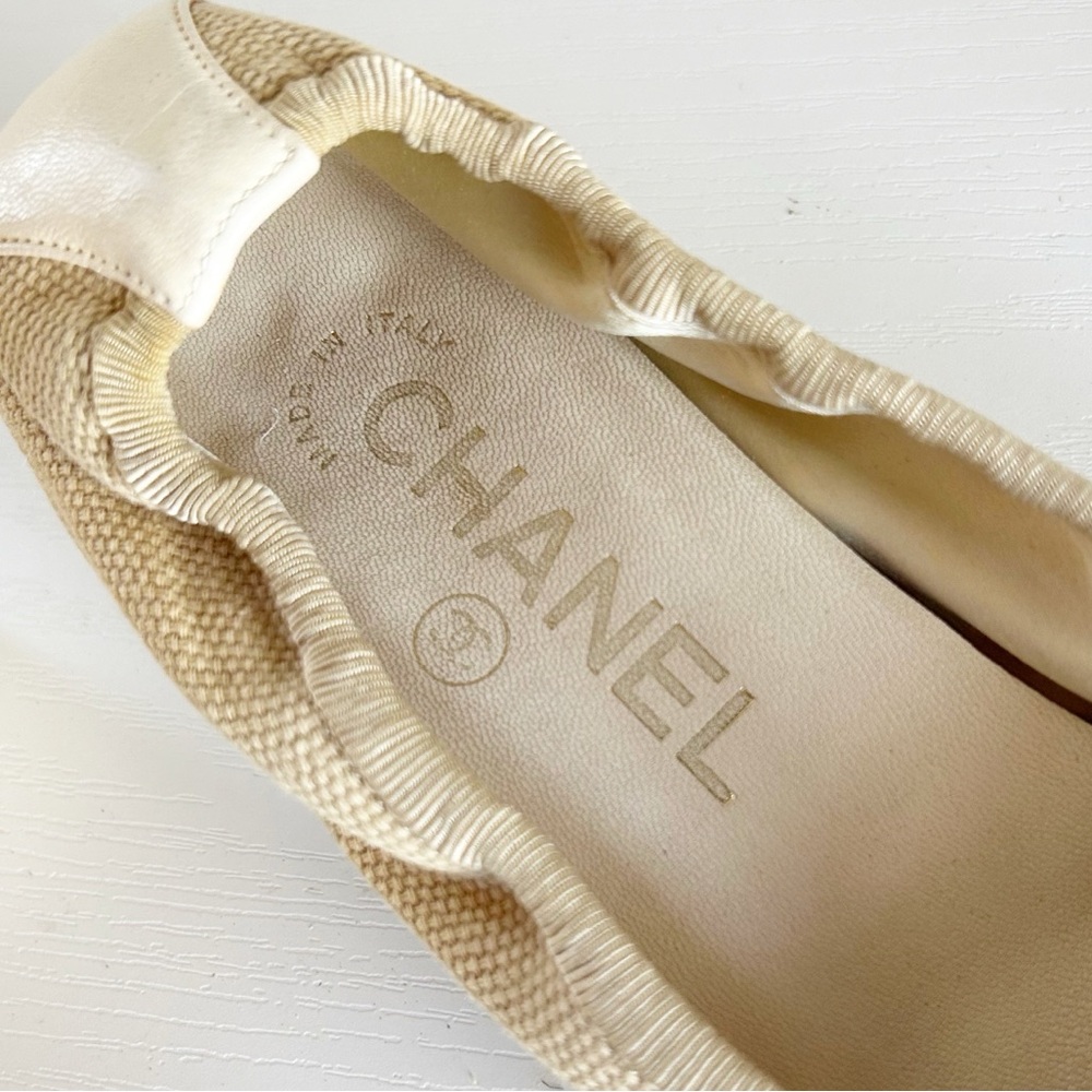 Chanel Low Block Heel Pumps Beige Fabric CC Cap Toe Bow EU 36.5C US 6.5 - Picture 11 of 14